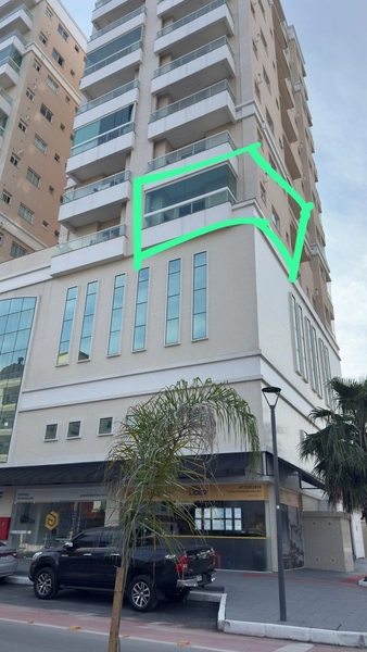 Apartamento em Porto Belo: 2ª foto da galeria de imagens do imóvel