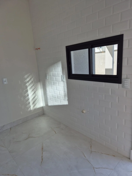 CASA LINDA EM TIJUCAS: 5ª foto da galeria de imagens do imóvel