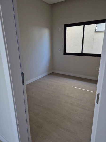 CASA LINDA EM TIJUCAS: 6ª foto da galeria de imagens do imóvel
