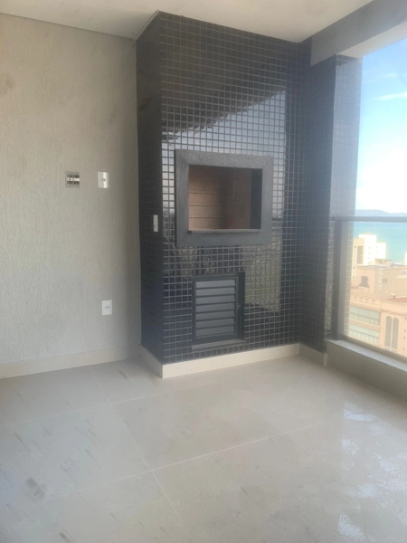 Apartamento pronto na Meia Praia: 24ª foto da galeria de imagens do imóvel