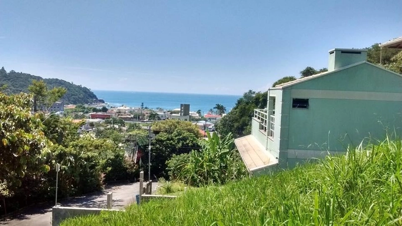 Terreno em Ilhota: 3ª foto da galeria de imagens do imóvel