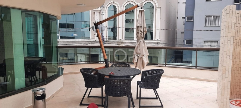 MOBILIADO E DECORADO PRONTO PARA MORAR: 28ª foto da galeria de imagens do imóvel