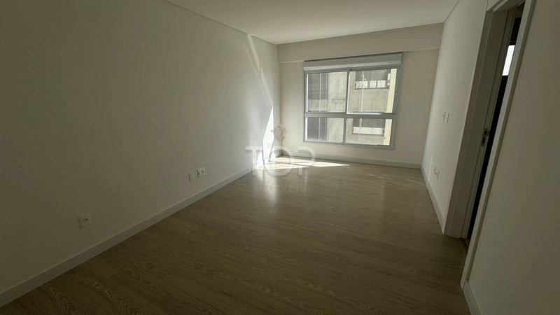 PRONTO PARA MORAR COM VISTA MAR EM MEIA PRAIA: 11ª foto da galeria de imagens do imóvel