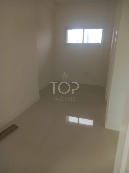 APARTAMENTO PRONTO EM MEIA PRAIA: 16ª foto da galeria de imagens do imóvel