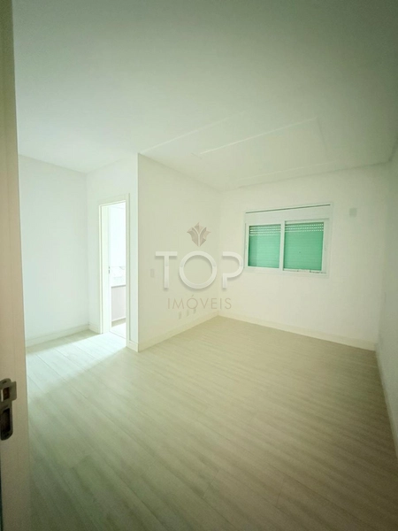 APARTAMENTO EM MEIA PRAIA: 17ª foto da galeria de imagens do imóvel