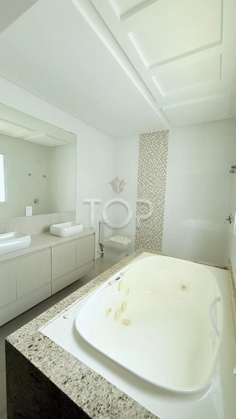 APARTAMENTO EM MEIA PRAIA: 15ª foto da galeria de imagens do imóvel