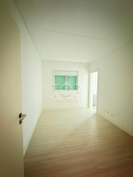 APARTAMENTO EM MEIA PRAIA: 9ª foto da galeria de imagens do imóvel