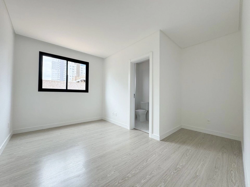Long Beach Residence: 20ª foto da galeria de imagens do imóvel