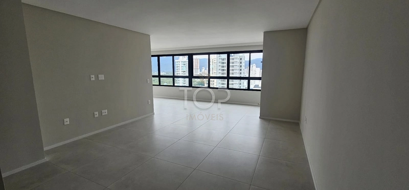 APARTAMENTO PRONTO EM MEIA PRAIA: 9ª foto da galeria de imagens do imóvel