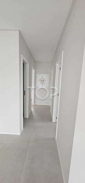 APARTAMENTO PRONTO EM MEIA PRAIA: 3ª foto da galeria de imagens do imóvel