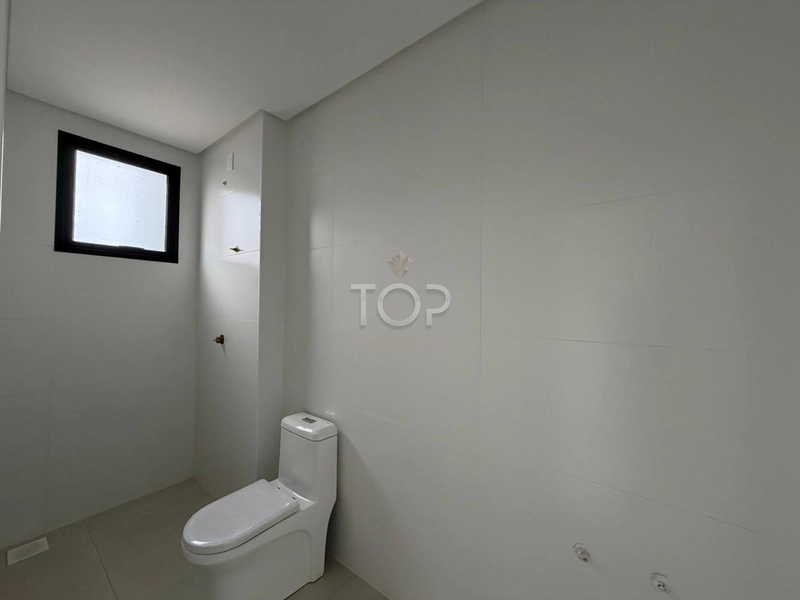 APARTAMENTO NOVO EM MEIA PRAIA: 4ª foto da galeria de imagens do imóvel