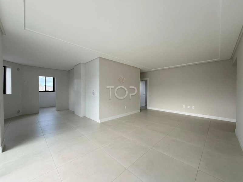 APARTAMENTO NOVO EM MEIA PRAIA: 13ª foto da galeria de imagens do imóvel