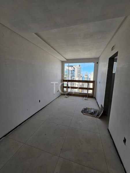 APARTAMENTO NOVO EM MEIA PRAIA: 16ª foto da galeria de imagens do imóvel