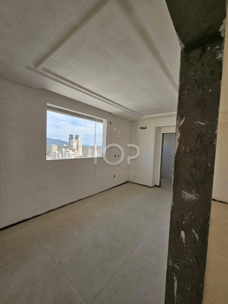 APARTAMENTO NOVO EM MEIA PRAIA: 14ª foto da galeria de imagens do imóvel