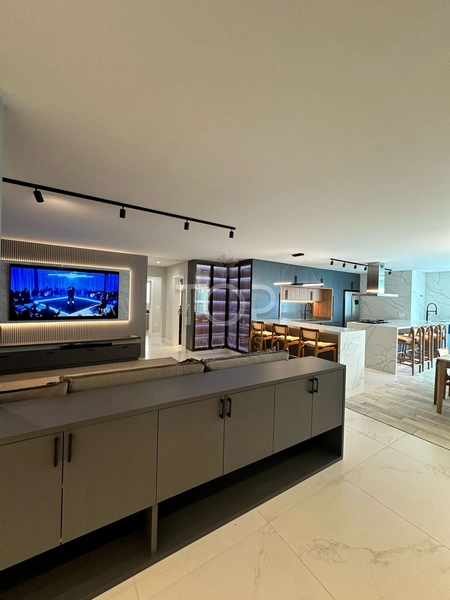 APARTAMENTO 4 SUÍTES 3 VAGAS MOBILIADO NOVO EM ITAPEMA MEIA PRAIA: 5ª foto da galeria de imagens do imóvel