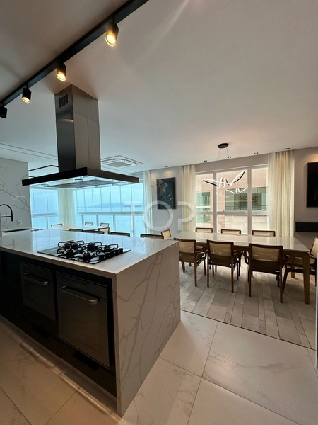 APARTAMENTO 4 SUÍTES 3 VAGAS MOBILIADO NOVO EM ITAPEMA MEIA PRAIA: 8ª foto da galeria de imagens do imóvel
