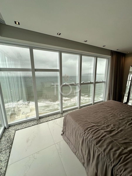 APARTAMENTO 4 SUÍTES 3 VAGAS MOBILIADO NOVO EM ITAPEMA MEIA PRAIA: 7ª foto da galeria de imagens do imóvel