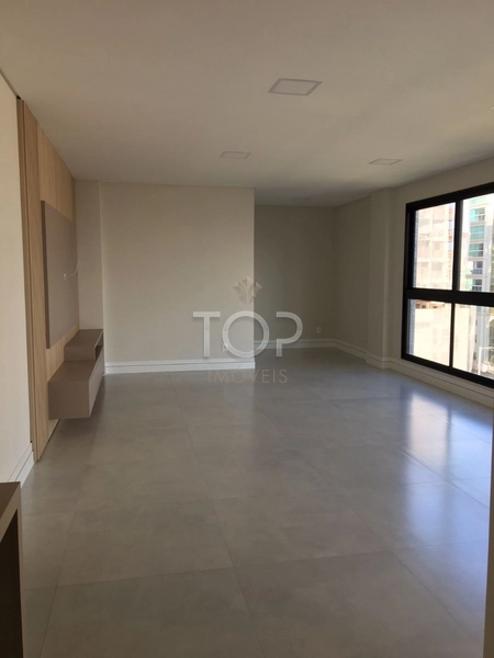 APARTAMENTO PRONTO MOBILIADO ITAPEMA MEIA PRAIA: 17ª foto da galeria de imagens do imóvel