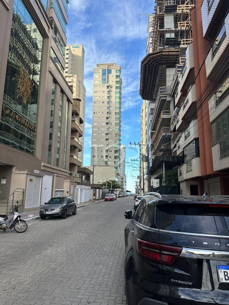 APARTAMENTO EM MEIA PRAIA, QUADRA MAR!: 29ª foto da galeria de imagens do imóvel