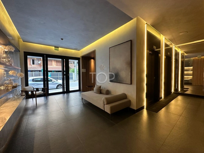 APARTAMENTO EM MEIA PRAIA, QUADRA MAR!: 1ª foto da galeria de imagens do imóvel