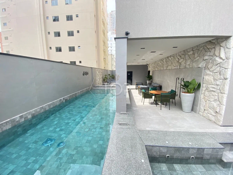 APARTAMENTO EM MEIA PRAIA, QUADRA MAR!: 3ª foto da galeria de imagens do imóvel