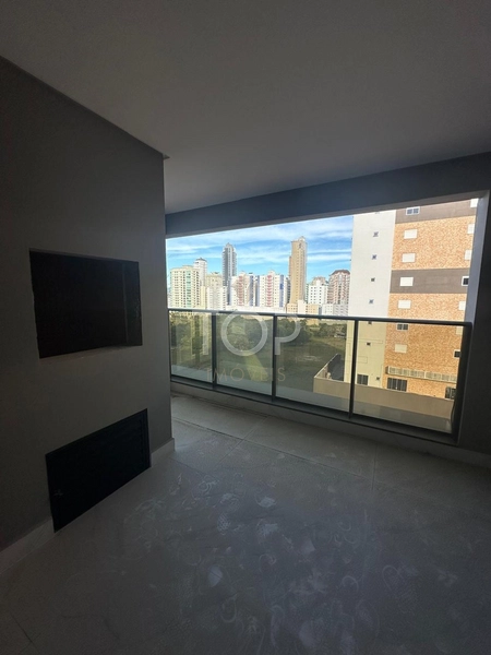 APARTAMENTO EM MEIA PRAIA, QUADRA MAR!: 16ª foto da galeria de imagens do imóvel