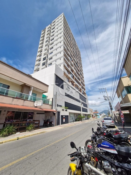 Apartamento mobiliado a 800 metros do mar: 3ª foto da galeria de imagens do imóvel