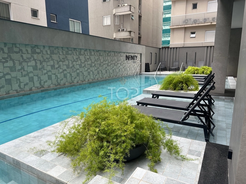 FLAT DA MEIA PRAIA LUXO E CONFORTO PERTO DO MAR: 10ª foto da galeria de imagens do imóvel