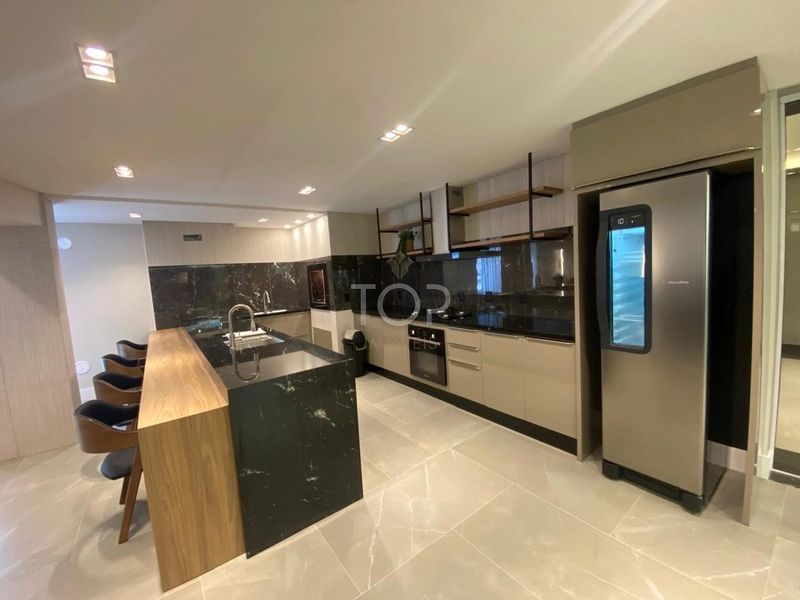 Apartamento novo mobiliado com 3 suítes na Meia Praia: 8ª foto da galeria de imagens do imóvel