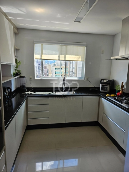 COBERTURA DUPLEX COM PISCINA ITAPEMA MEIA PRAIA: 15ª foto da galeria de imagens do imóvel