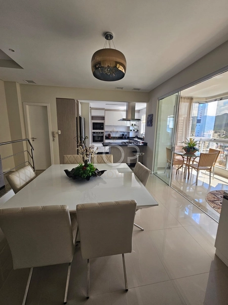 COBERTURA DUPLEX COM PISCINA ITAPEMA MEIA PRAIA: 13ª foto da galeria de imagens do imóvel