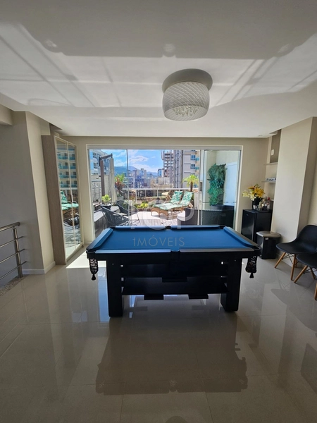 COBERTURA DUPLEX COM PISCINA ITAPEMA MEIA PRAIA: 17ª foto da galeria de imagens do imóvel