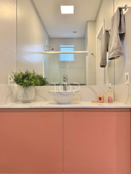 APARTAMENTO FINAMENTE MOBILIADO EM ITAPEMA: 23ª foto da galeria de imagens do imóvel