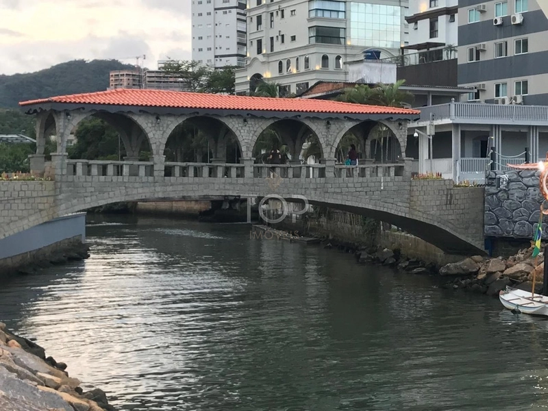 APARTAMENTO A 100M DO MAR CENTRO DE ITAPEMA: 13ª foto da galeria de imagens do imóvel