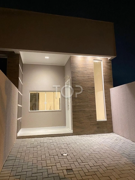 Casa recém-entregue, impecável e pronta para morar!: 2ª foto da galeria de imagens do imóvel