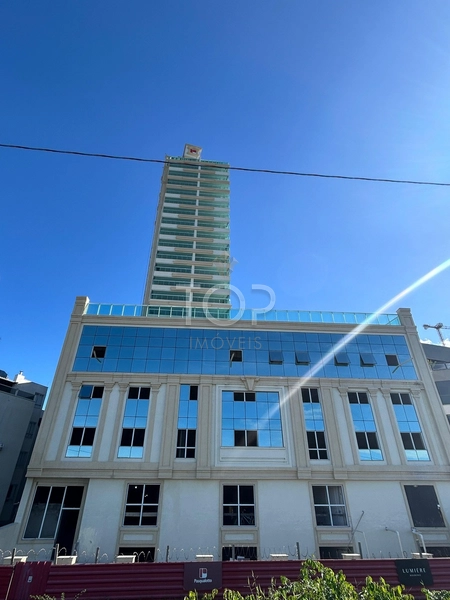 LUXO, REQUINTE E SOFISTICAÇÃO EM ITAPEMA SC FRENTE MAR: 4ª foto da galeria de imagens do imóvel