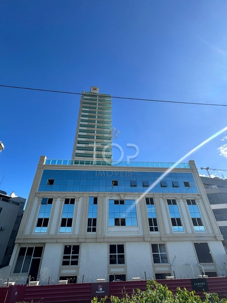 LUXO, REQUINTE E SOFISTICAÇÃO EM ITAPEMA SC FRENTE MAR: 6ª foto da galeria de imagens do imóvel