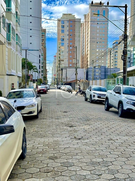 OPORTUNIDADE EM ITAPEMA MEIA PRAIA: 4ª foto da galeria de imagens do imóvel