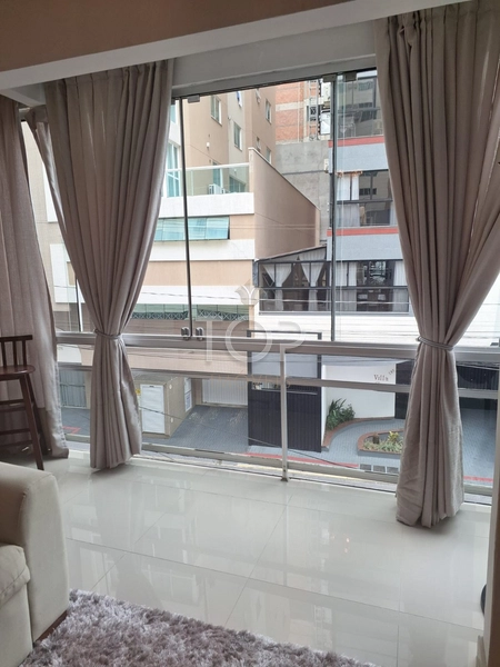 APARTAMENTO A 150 METROS DO MAR EM MEIA PRAIA: 2ª foto da galeria de imagens do imóvel