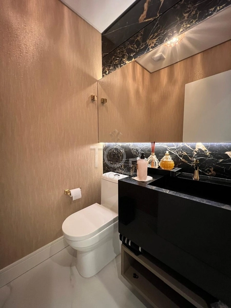 LINDO APARTAMENTO EM MEIA PRAIA COM 4 SUITES NO CORAÇÃO DE MEIA PRAIA: 7ª foto da galeria de imagens do imóvel