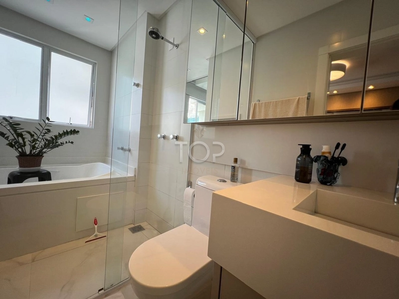 LINDO APARTAMENTO EM MEIA PRAIA COM 4 SUITES NO CORAÇÃO DE MEIA PRAIA: 10ª foto da galeria de imagens do imóvel