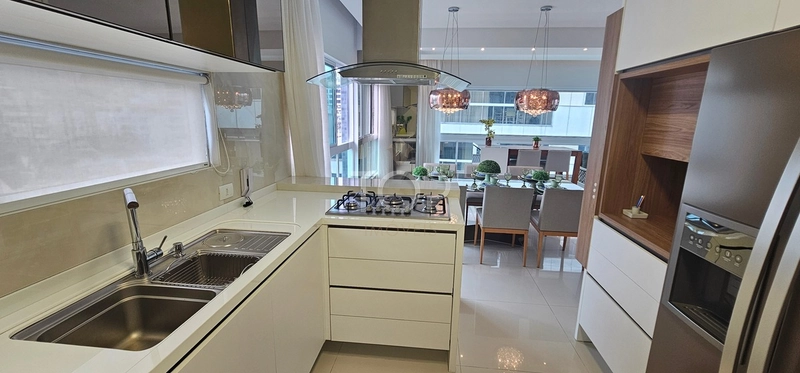 APARTAMENTO QUADRA MAR ITAPEMA MEIA PRAIA: 3ª foto da galeria de imagens do imóvel