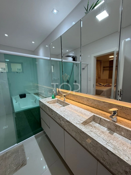 OPORTUNIDADE APARTAMENTO PROXIMO AO MAR EM MEIA PRAIA: 21ª foto da galeria de imagens do imóvel