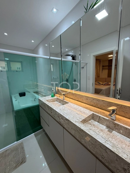 OPORTUNIDADE APARTAMENTO PROXIMO AO MAR EM MEIA PRAIA: 25ª foto da galeria de imagens do imóvel