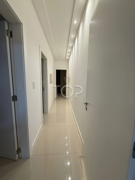 OPORTUNIDADE APARTAMENTO PROXIMO AO MAR EM MEIA PRAIA: 15ª foto da galeria de imagens do imóvel