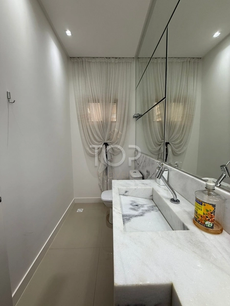 OPORTUNIDADE APARTAMENTO PROXIMO AO MAR EM MEIA PRAIA: 17ª foto da galeria de imagens do imóvel