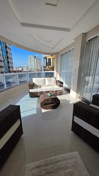 Apartamento finamente mobiliado frente avenida com 04 suítes: 32ª foto da galeria de imagens do imóvel