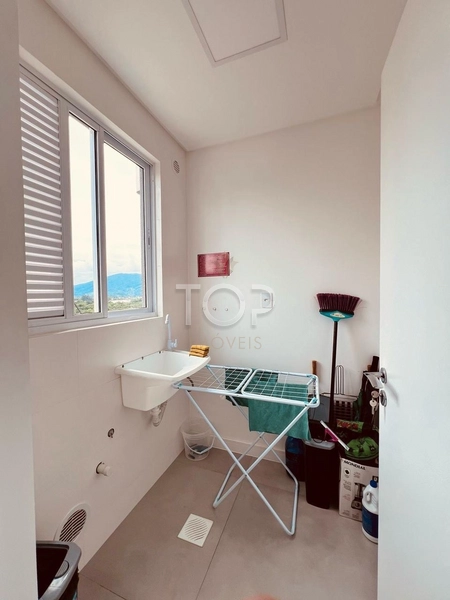 Apartamento na meia praia pronto: 14ª foto da galeria de imagens do imóvel