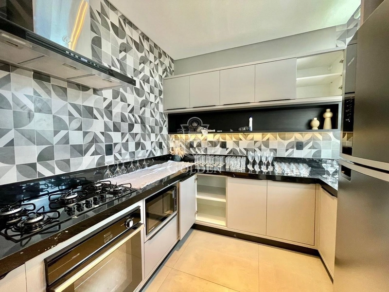 Apartamento na meia praia pronto: 4ª foto da galeria de imagens do imóvel