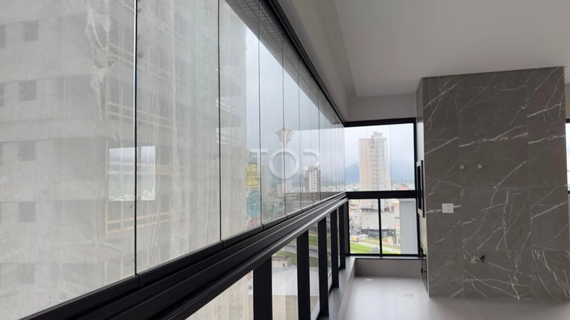 APARTAMENTO PRONTO EM MEIA PRAIA: 2ª foto da galeria de imagens do imóvel